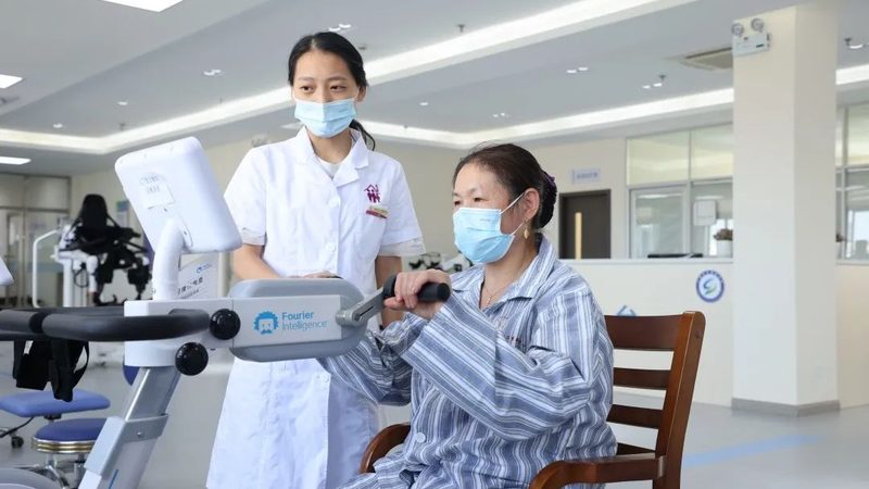 家庭陪护：了解这些项目，让关爱更有温度**