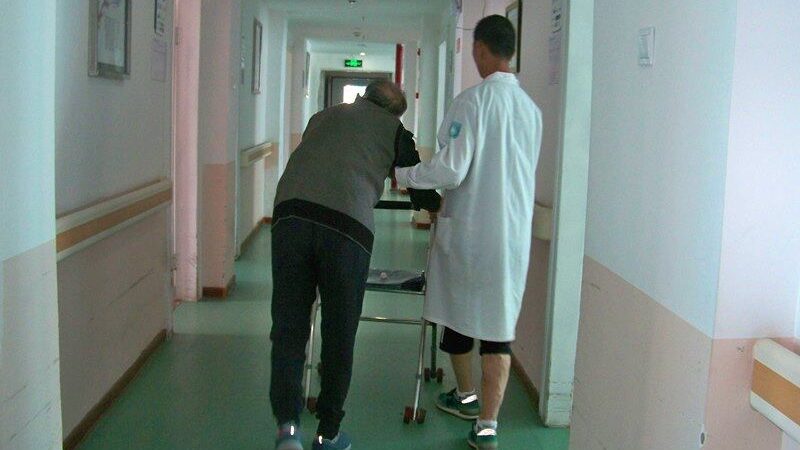 陪护加盟代理如何挑选？揭秘加盟代理的四大关键因素