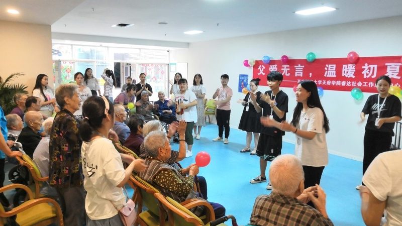 居家养老服务站加盟，你了解哪些关键要素？**